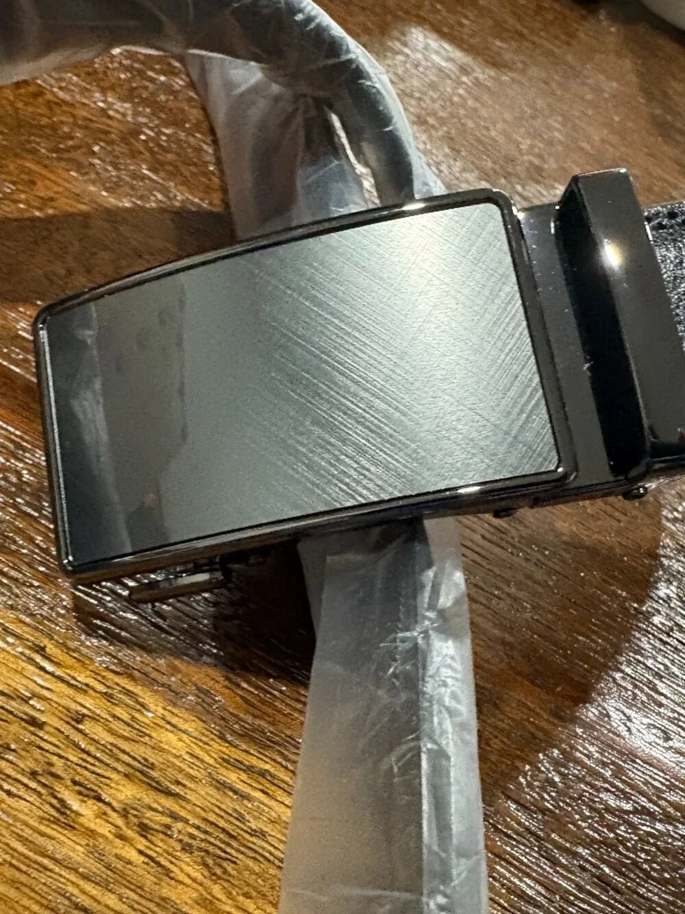 Mens black belt with metal slide thru buckle for adjustable sizing made easy NEW